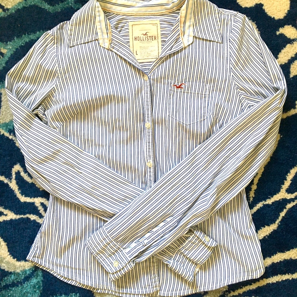 Hollister Girls Long Sleeved Button Up - Picture 2 of 6